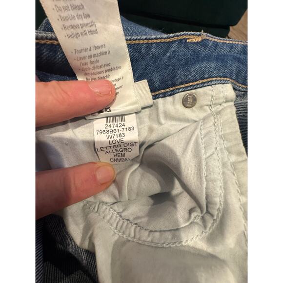 PAIGE Sarah Straight Crop Jeans Size 31 high rise raw distressed hem - Picture 5 of 6